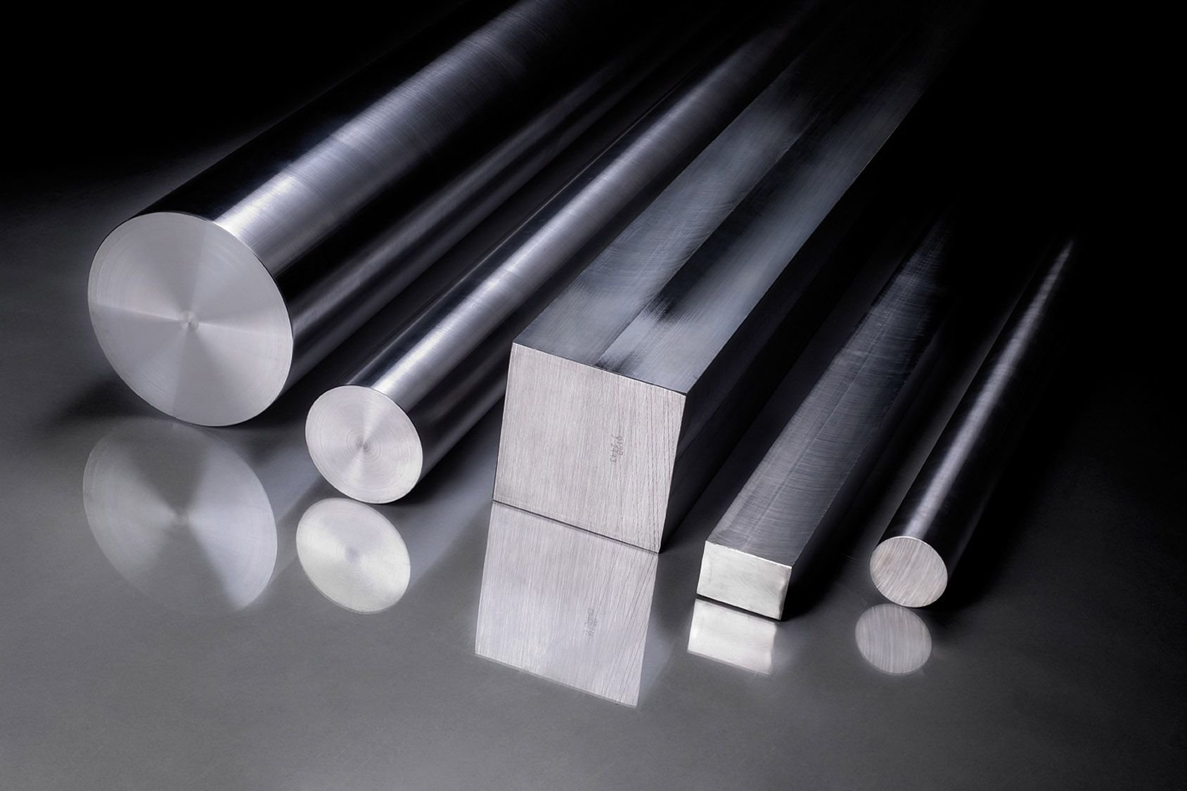 Сталь. Инструментальная сталь. Низкоуглеродная сталь. Инструментальные стали и сплавы. Легированный металл сплав.
