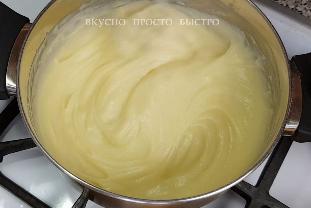 Сметанник без духовки – рецепт на канале Вкусно Просто Быстро