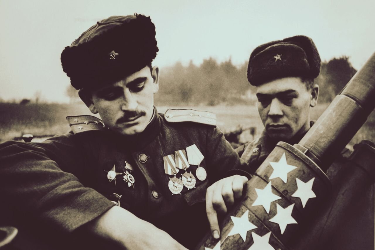 Годы второй мировой войны и великой отечественной. Военные годы. Военные фотографии. Советский солдат. Фронтовые снимки.