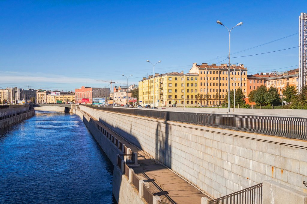 Обводной канал фото. Обводный канал Санкт-Петербург. Питер район Обводного канала. Питер набережная Обводного канала. Московский район Санкт Петербурга Обводный канал.