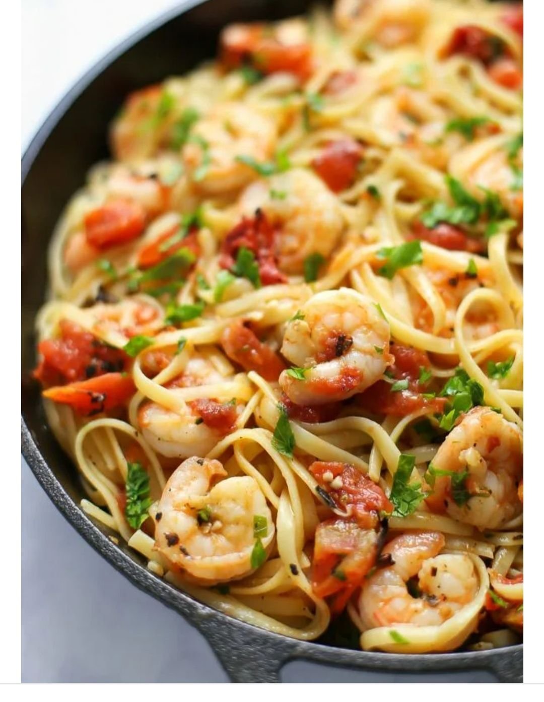 Спагетти дары моря