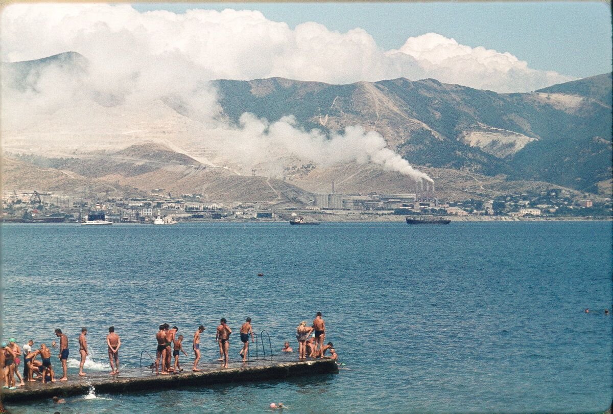 Советский море. Новороссийск 1964. Старый гор пляж Новороссийск. Новороссийск 80 годы. Новороссийск 60-х.