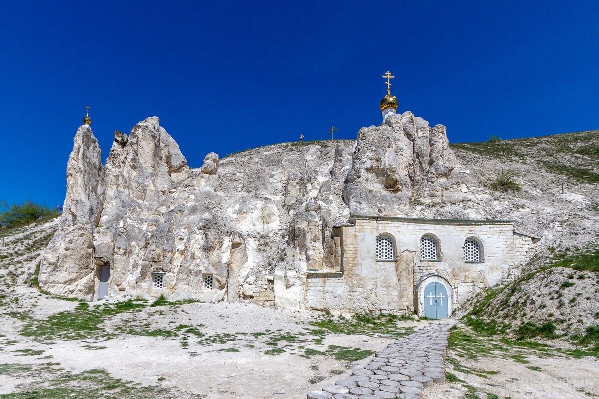 Белогорье пещерный храм