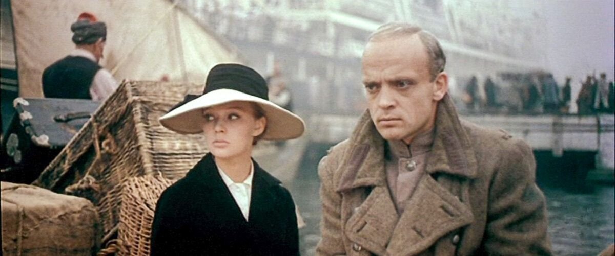 владислав дворжецкий в фильме бег. бег алов и наумов 1970. фильм бег алова и наумова афиша. хлудов дворжецкий бег. тегеран 43 александр наумов.