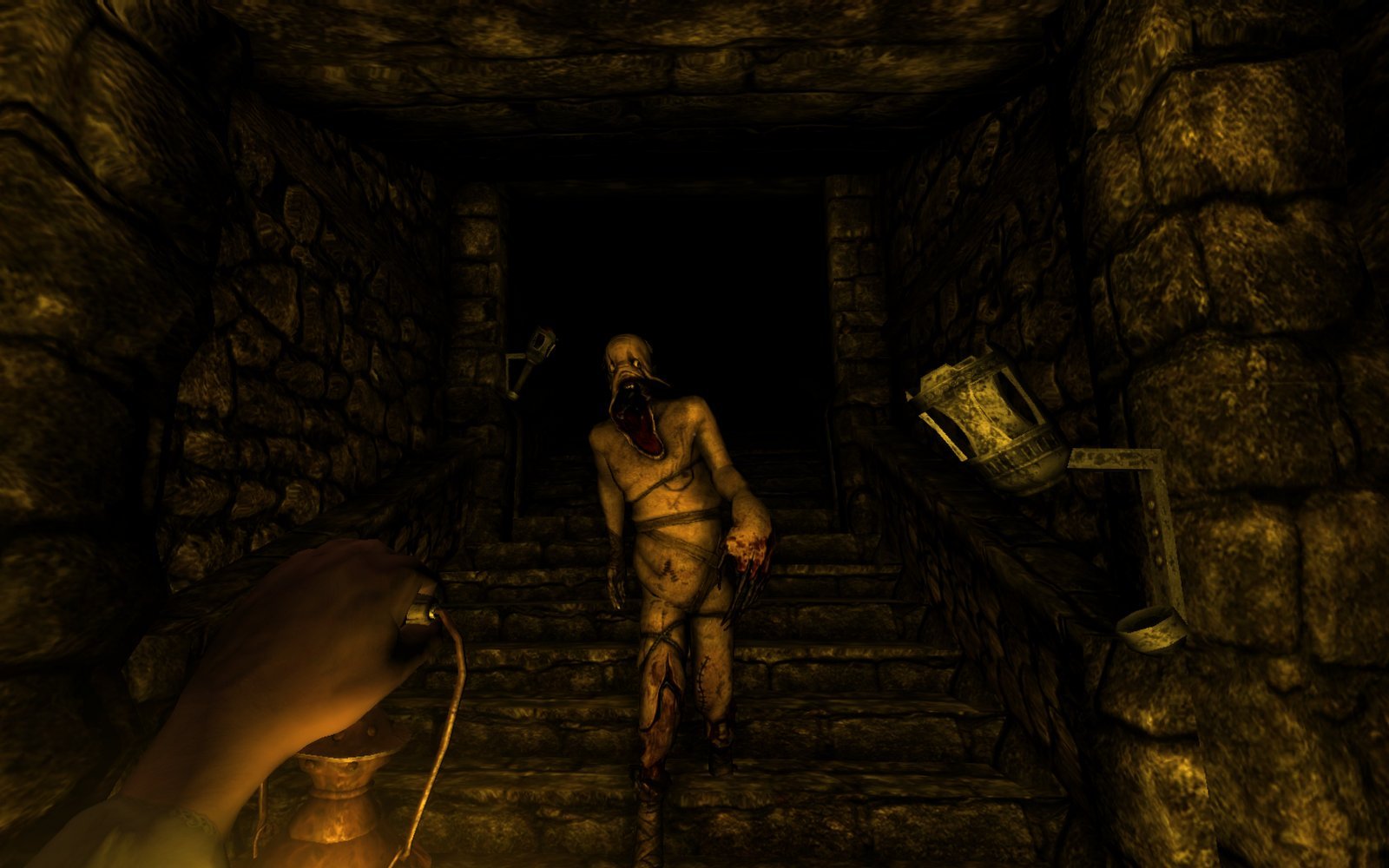 Игра necrovision 2. Страшные игры на слабый пк. Outlast лечебница маунт мэссив. Страшные игры на слабый пк. Resident evil 4.