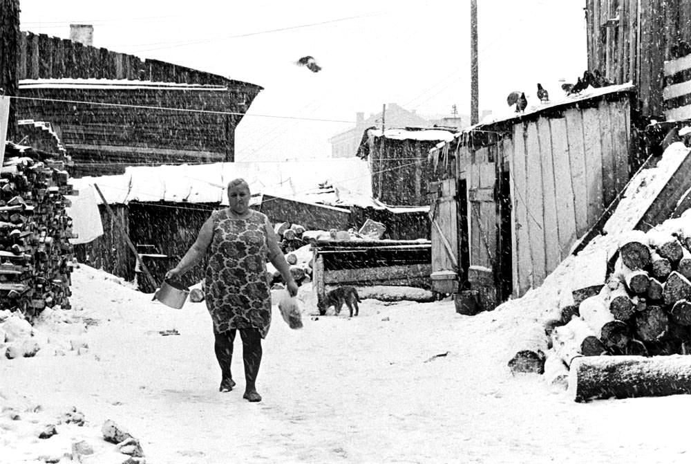 Старые фото ссср. Деревни СССР 70х. Деревня в 70-е годы. Жизнь людей в 1970. Зима в деревне СССР люди.