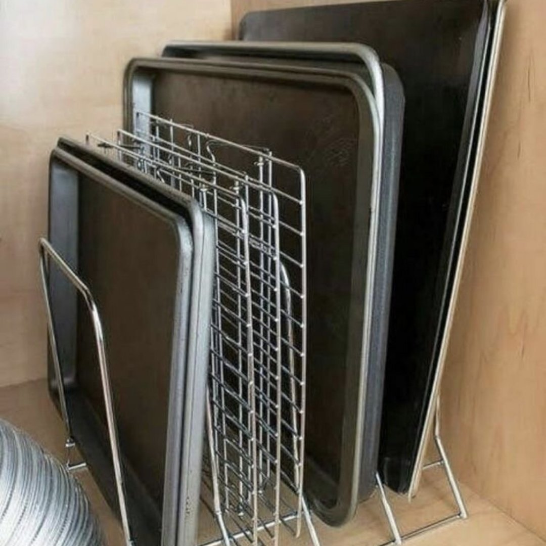 ящик для досок на кухне