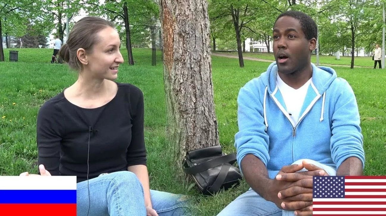 Как говорят американцы. Американцы и россияне. Англичанин и американец. Американцы завидуют русским. Американцы как разговаривают письмо.