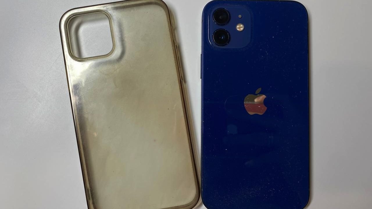 Как отмыть пожелтевший чехол для телефона. Прозрачный чехол пожелтел. Очистить прозрачный чехол. Как отмыть пожелтевший чехол для телефона. Как отмыть пожелтевший чехол для телефона.