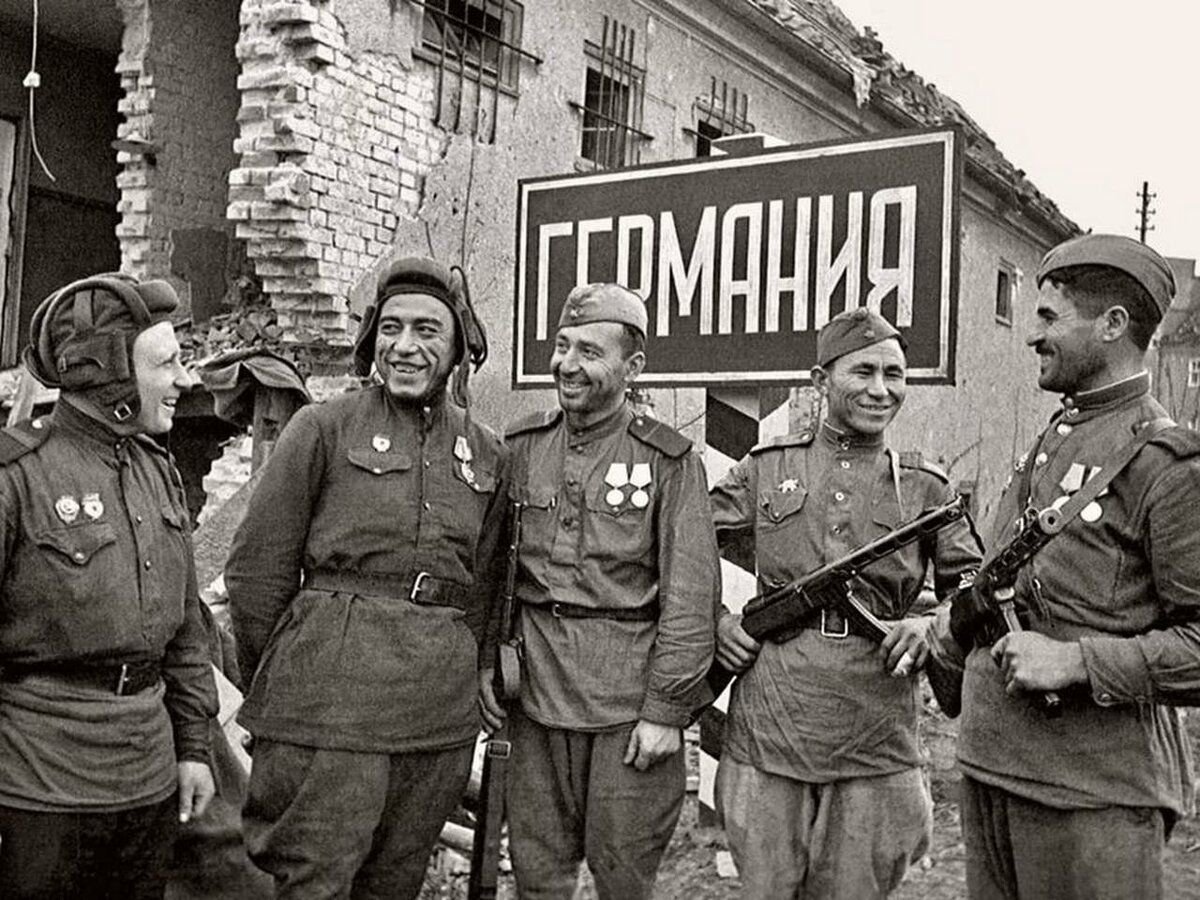 немцы москва 1944