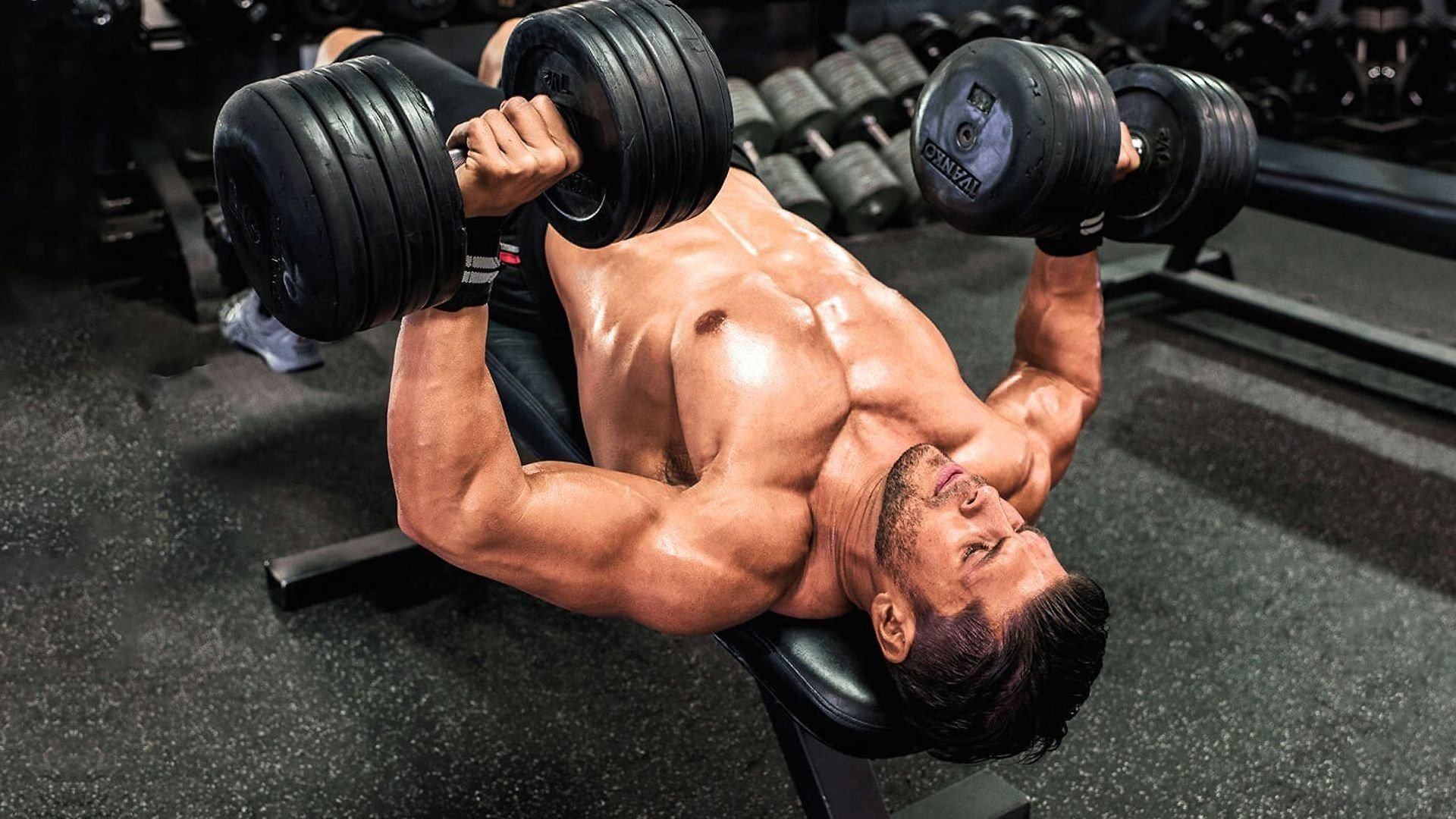 Упражнение Dumbbell Bench Press