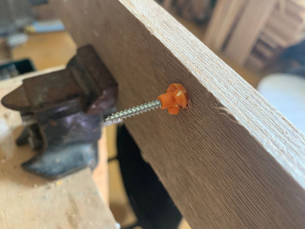 Хитрость обычного дюбеля \"морковка\", о которой знают даже не все ...