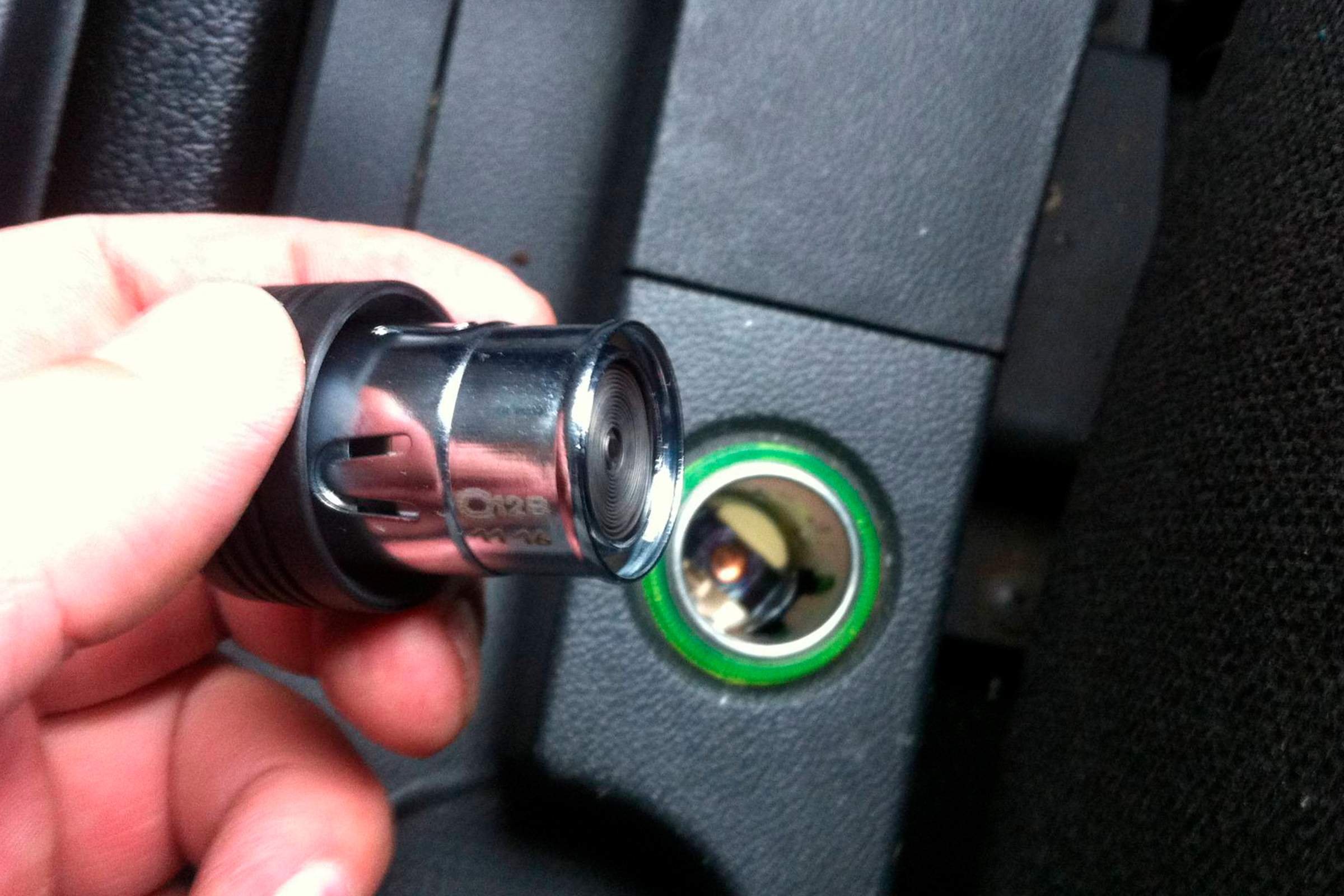 Не работает прикуриватель причины. Не работает прикуриватель причины. Как подключить гнездо прикуривателя. Прикуриватель valeo 7394. Прикуриватель ниссан.