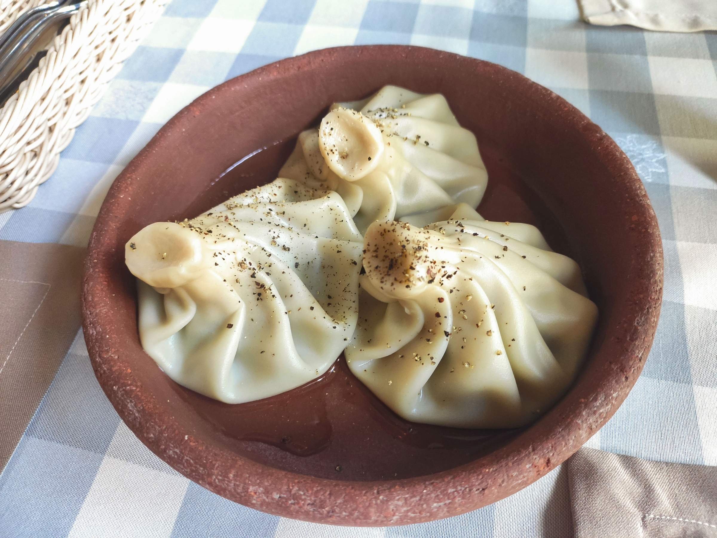 Хинкали хачапури фото. Хинкали и хачапури. Хачапури Красноярск. Хачапури ресторан Якутск.