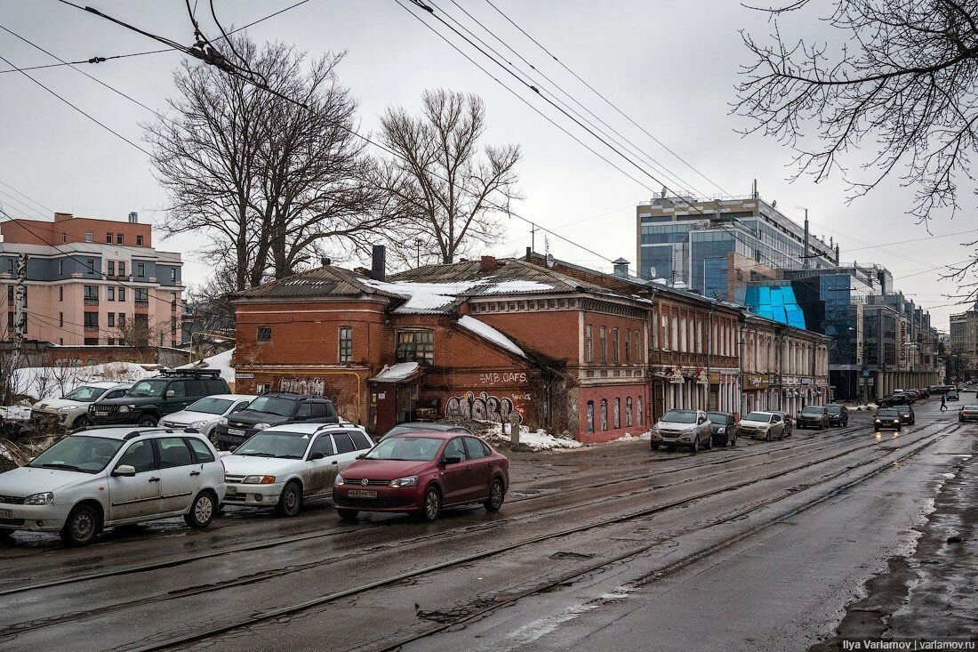 Плохой нижний. Ул Нижегородская Нижний Новгород. Бараки Нижний Новгород. Нижний Новгород разруха. Нижний Новгород плохие районы.