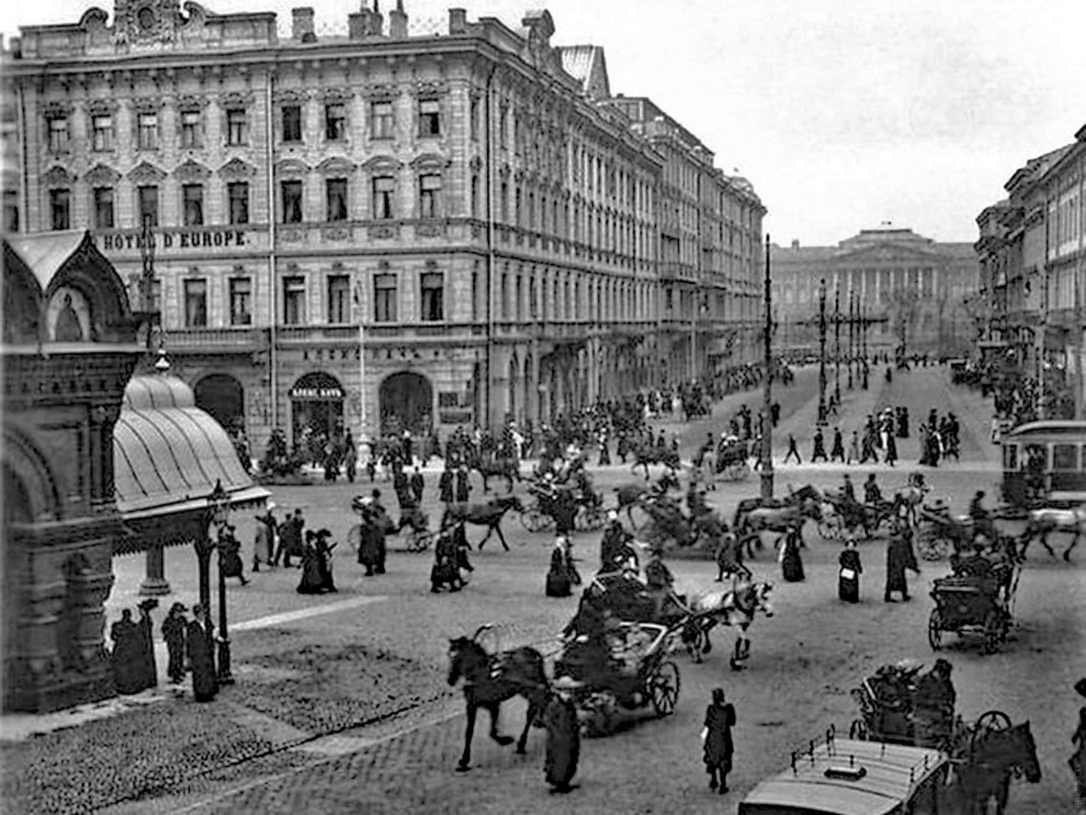 Старые фото санкт петербурга. Невский проспект начало 20 века. Санкт Петербург 20 века Невский проспект. Невский проспект до революции. Петербург 19 век Михайловская площадь.