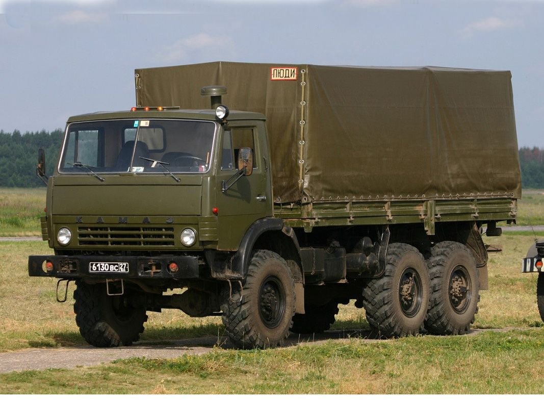4310. КАМАЗ 4310. КАМАЗ 4310 бортовой военный. КАМАЗ 4310 Гражданский бортовой. КАМАЗ 43105 военный.