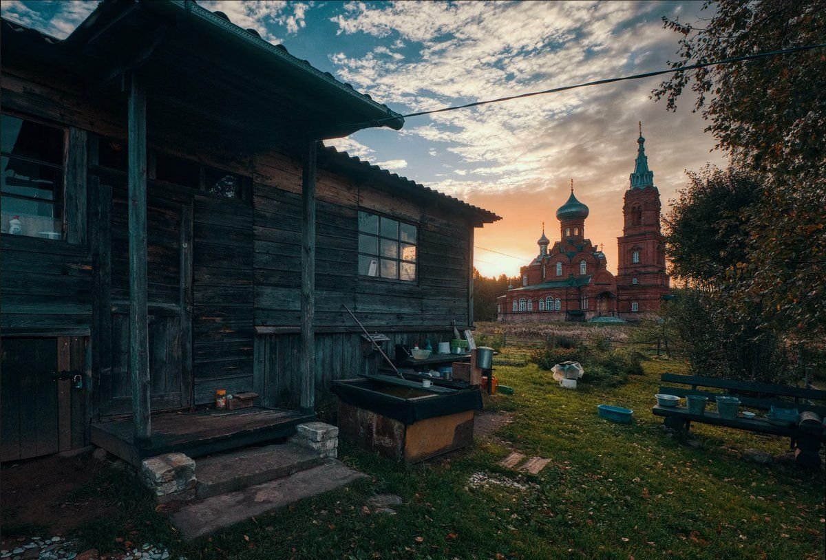 деревенские в москве