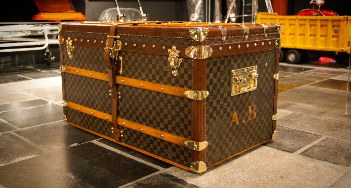 Самый большой чемодан