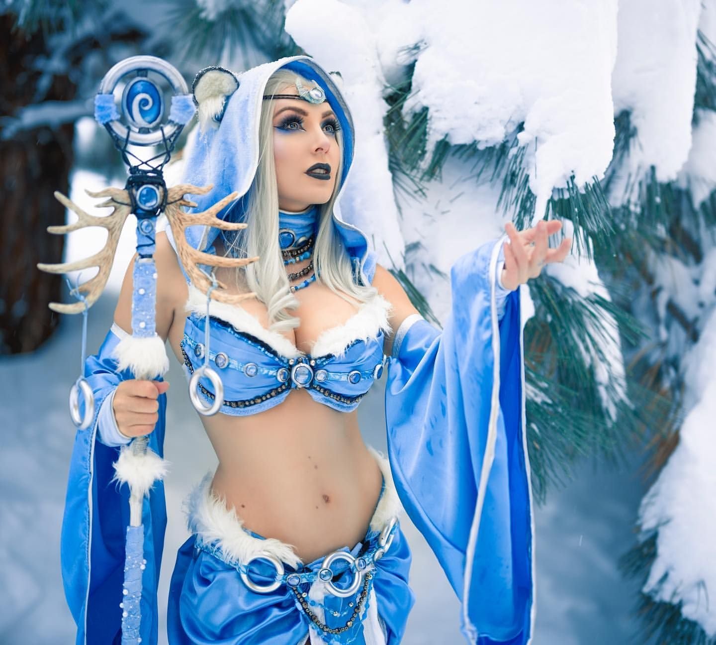 Jessica nigri фото