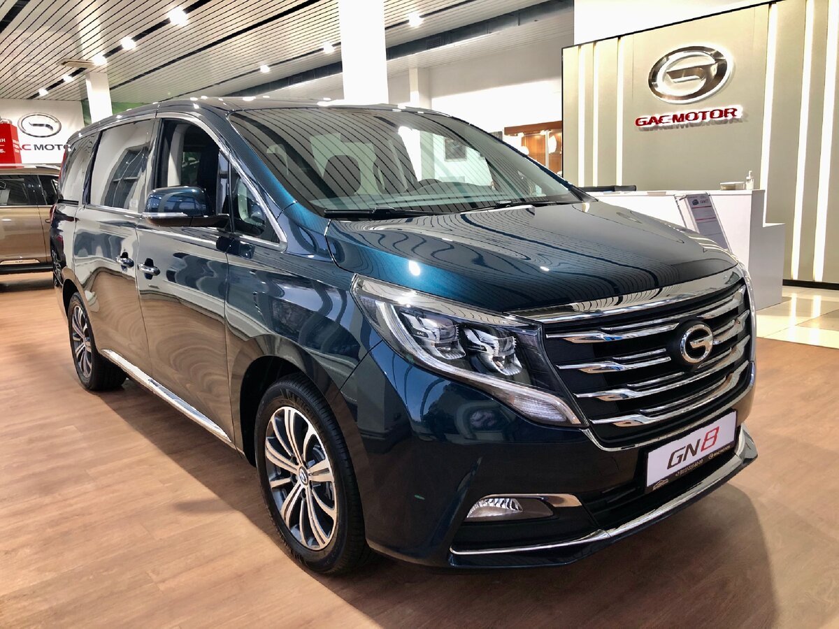 Китайский минивэн. Китайские минивэны 2022 GAC. GAC Motor gn8 минивэн Luxe. Минивэн GAC 8 2022. Машина GAC gn8 RRC.