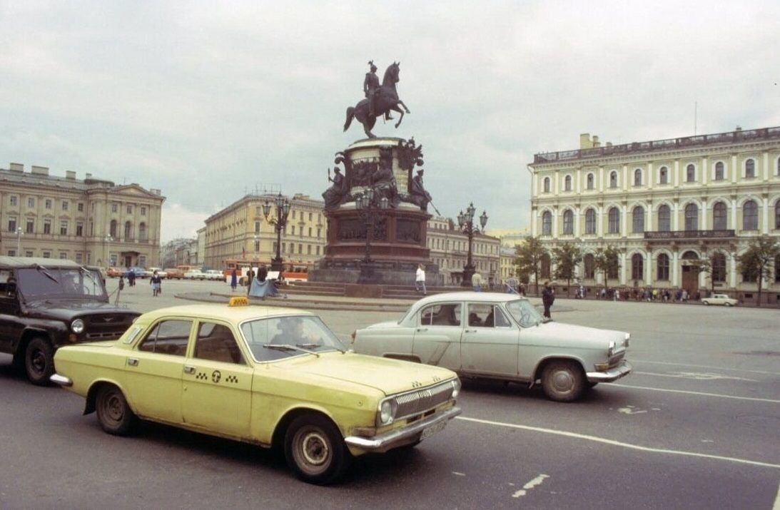 Санкт петербург советский. Ленинград 1990. Город Ленинград 1990. СССР В 1990 году Ленинград. Москва 1990.