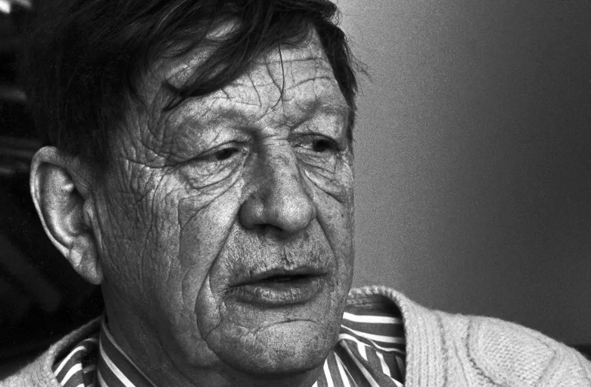 Оден поэт уинстон. Уистен хью оден. Уистен оден портрет. Хью оден. Уистен хью оден.