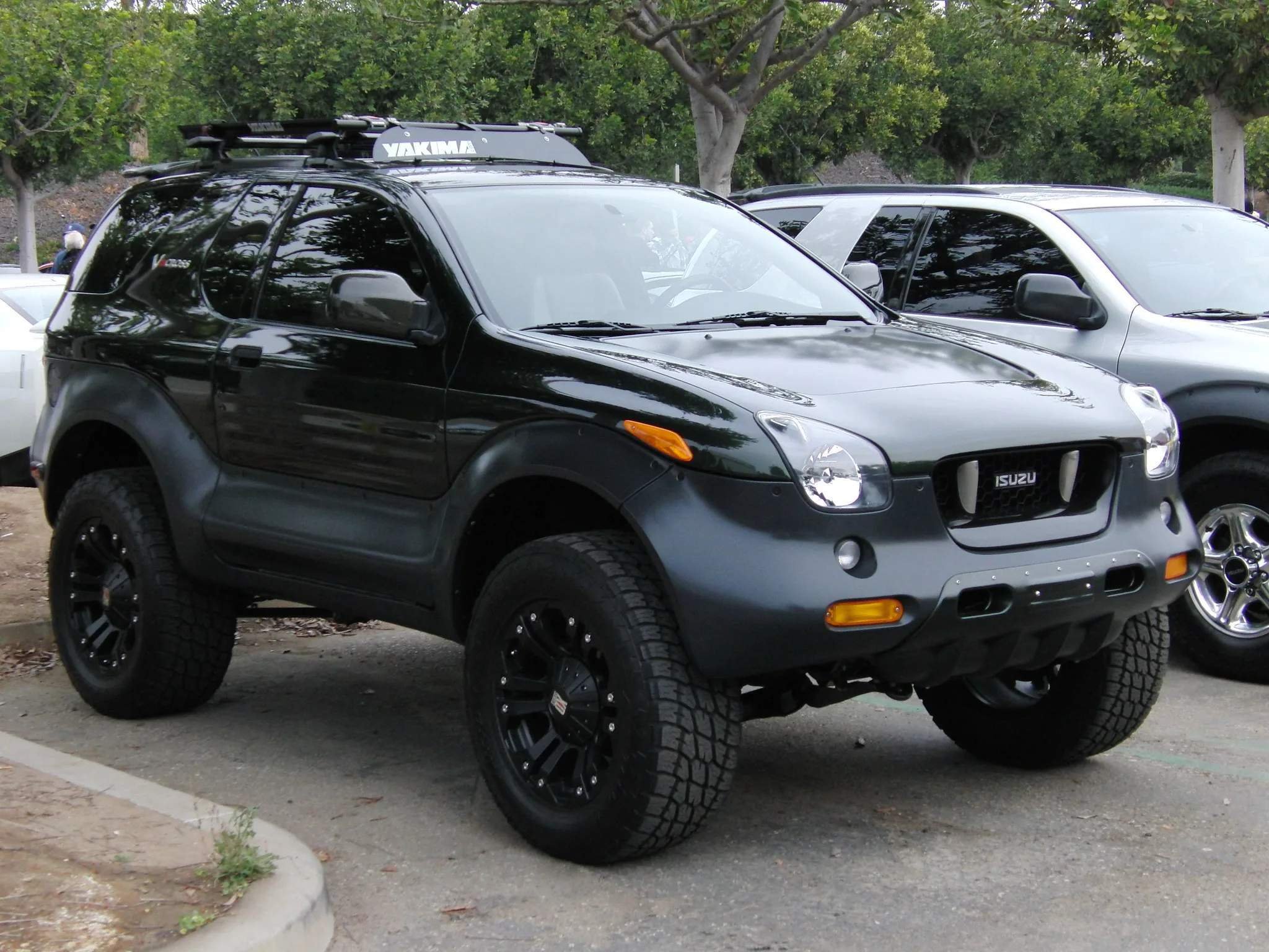 S v cross. Isuzu VEHICROSS. Isuzu VEHICROSS 2000. Isuzu VEHICROSS 2018. Джип Isuzu VEHICROSS.