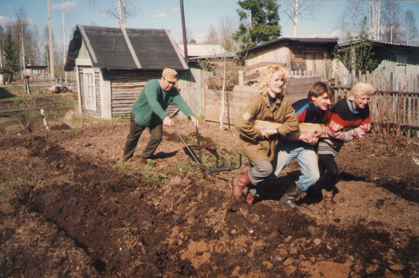 Фото весенних работ в твоей семье