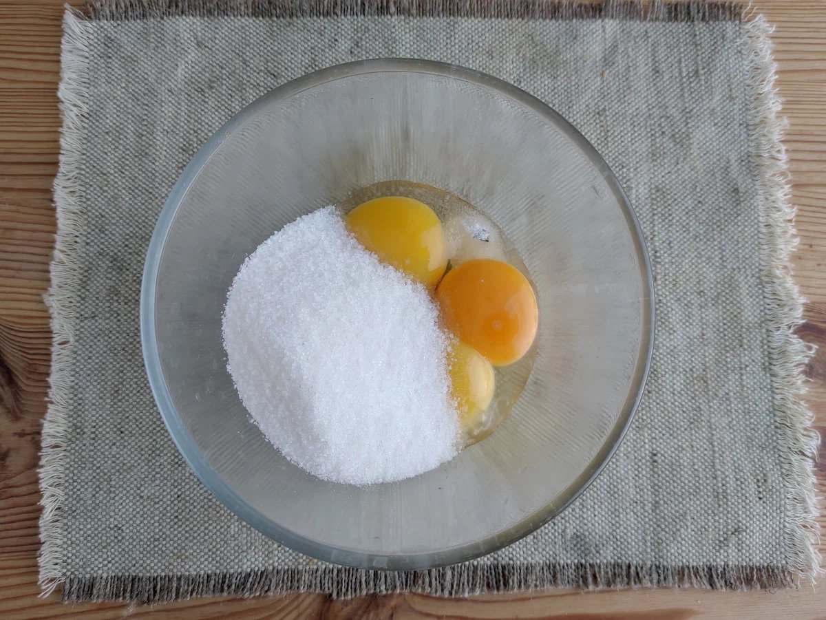 Рисовый десерт с кокосовым кремом
