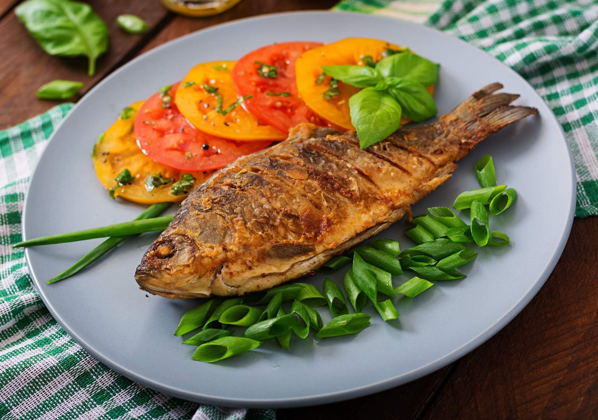 Недорогая рыба. Пескадо. Салат с карпом. Fresh Fried Fish, Fish Fresh Fried, Fried Fish Fresh, Fish Fried Fresh. Рыба pescado casa Prado.