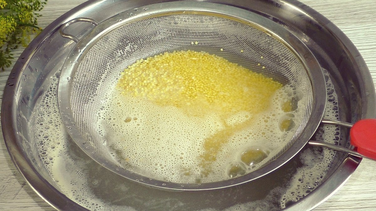 Как промыть пшено перед варкой. Пшено надо вымачивать. Пшено дробленое каша. Пшенная каша в тандыре. Как приготовить пшенную кашу без горечи.