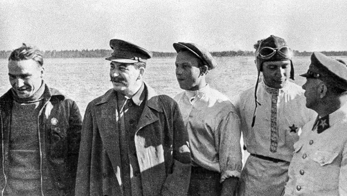 Встреча Сталина и Чкалова