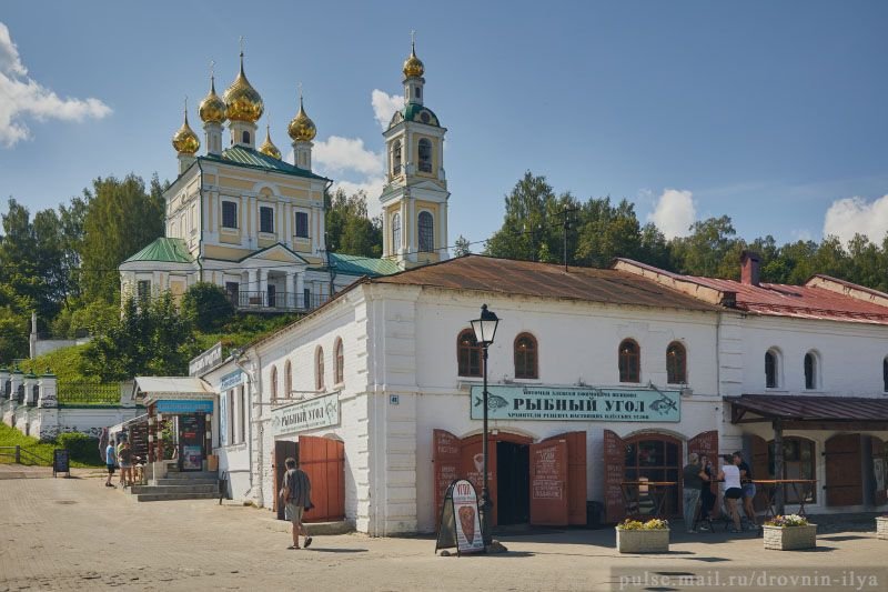 Преображенский храм в Плесе