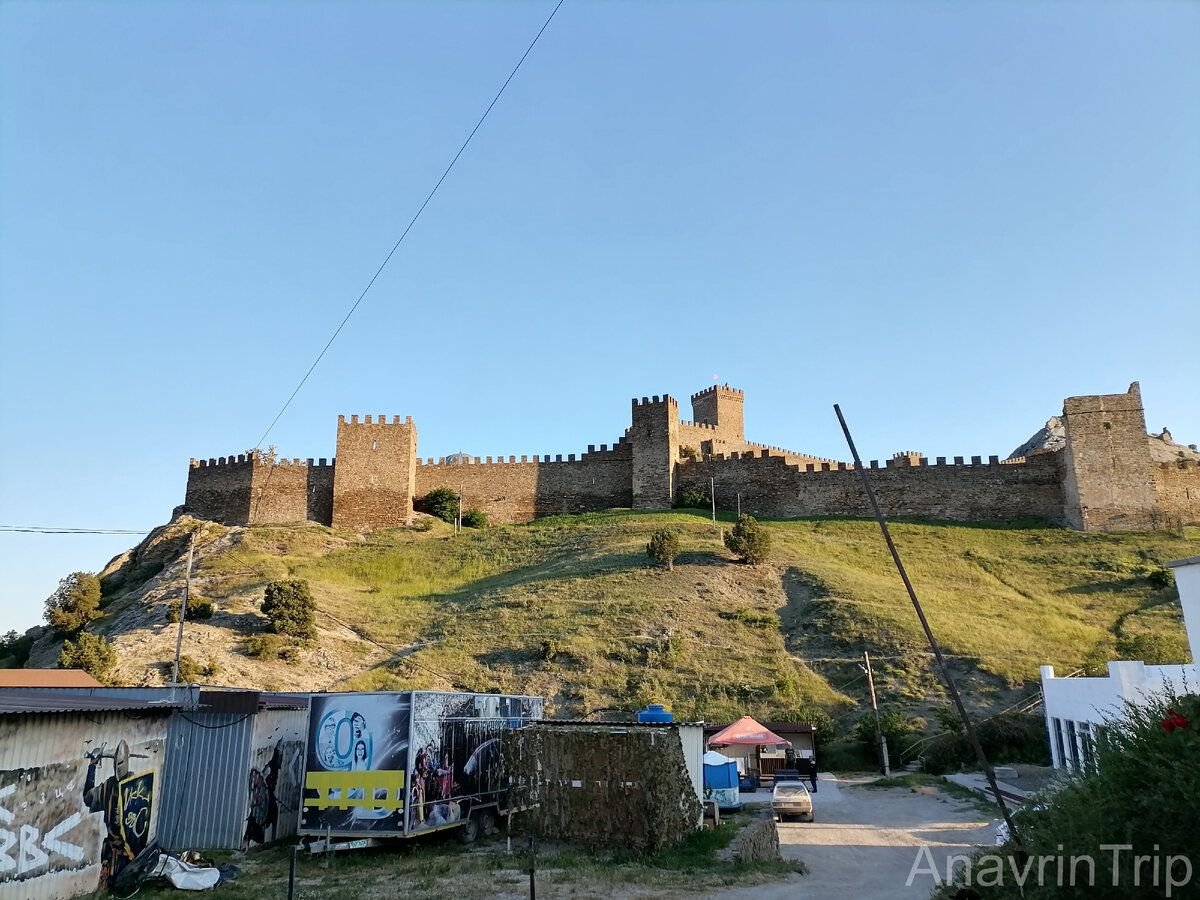 Генуэзская крепость горная ул 2 фото