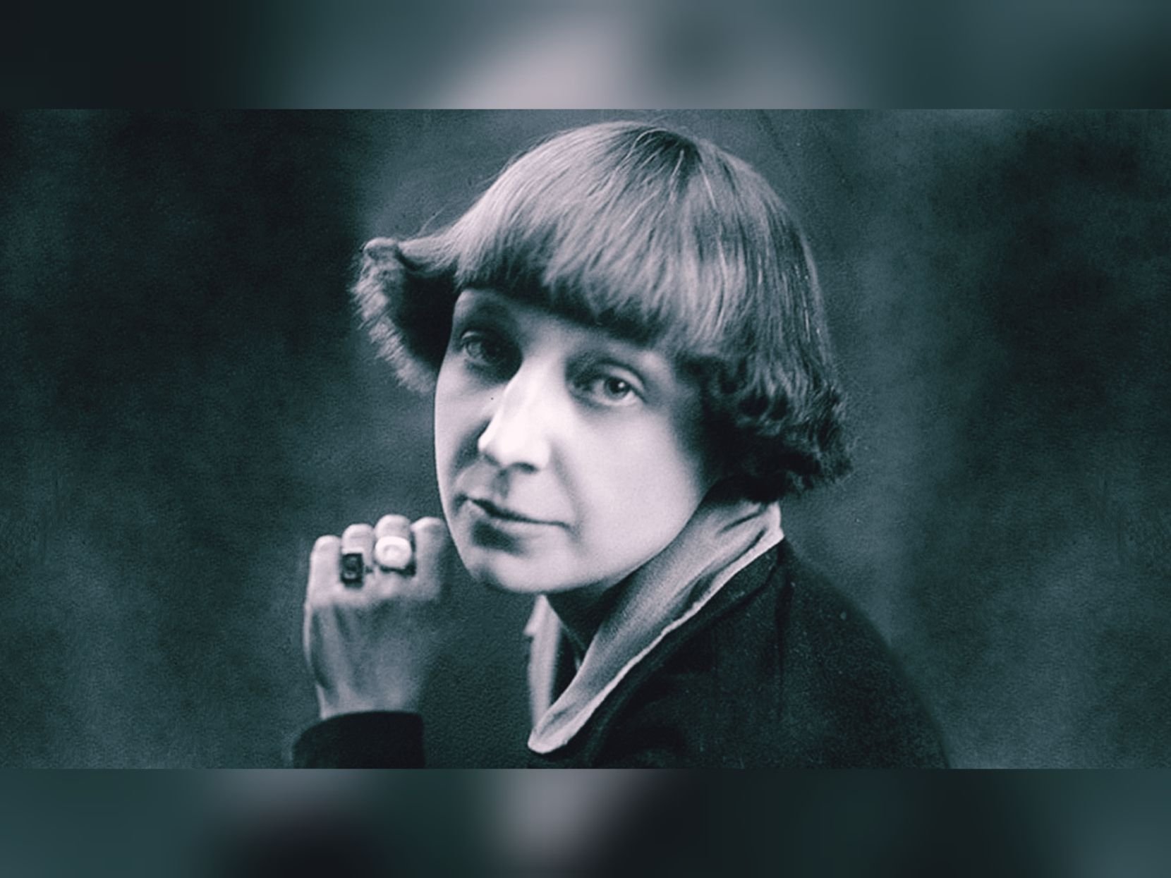 марина цветаева привязывала дочь к стулу
