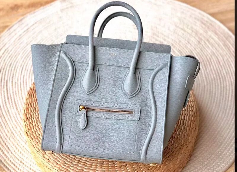 Сумка селин триумф. Цум селин. Новинка сумка селин оригинал 2024. Селин luggage. Селин luggage.