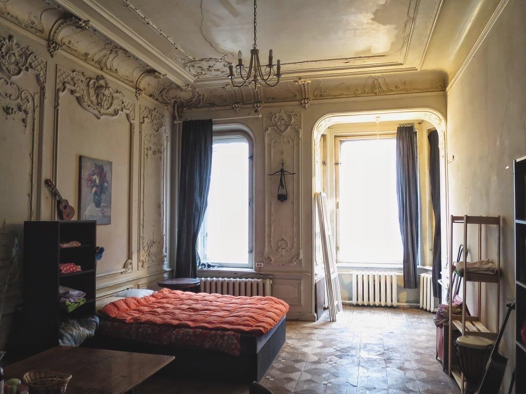 квартира в центре питера. двухкомнатная санкт петербург. старая квартира. доходный дом стрелина санкт петербург. старый фонд санкт-петербурга.