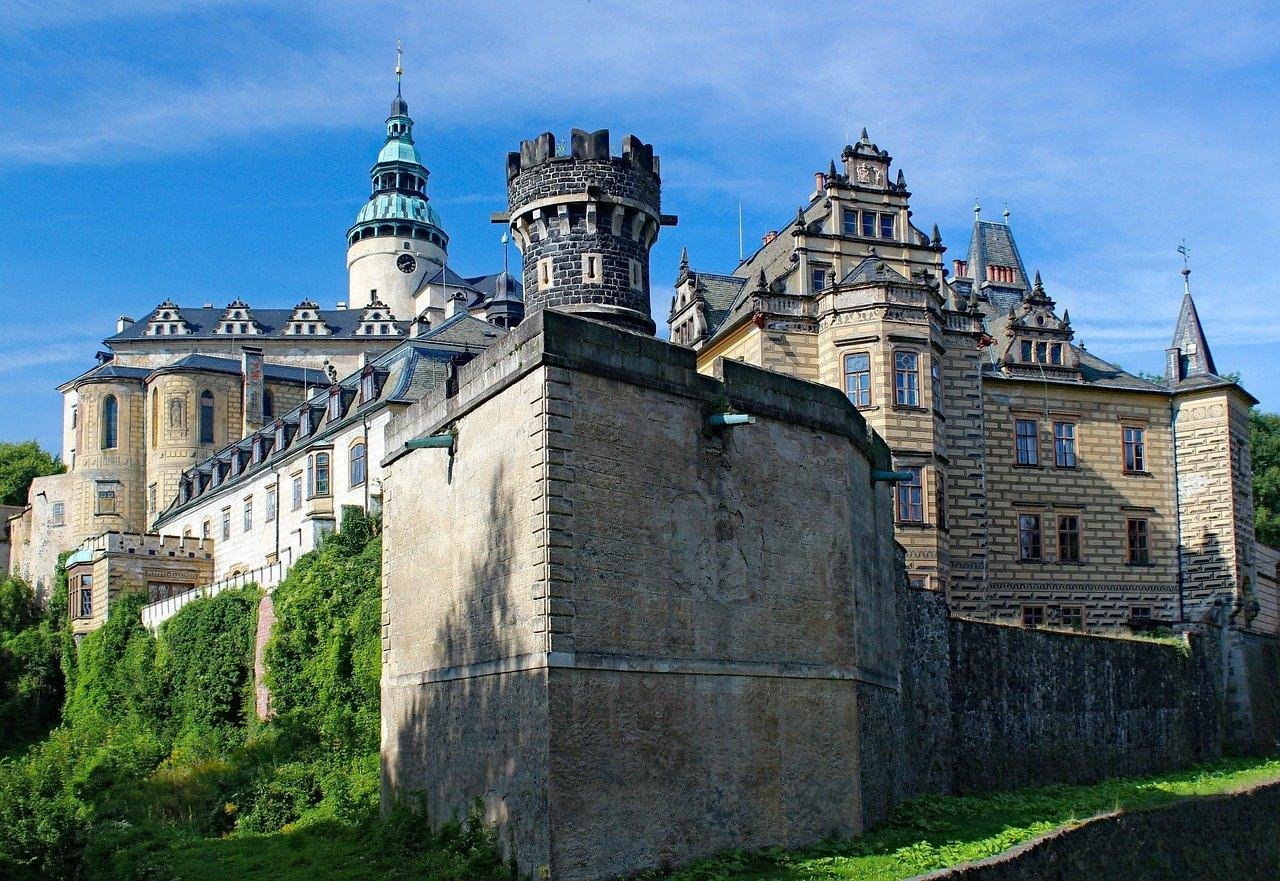 Замок валленштейн в германии