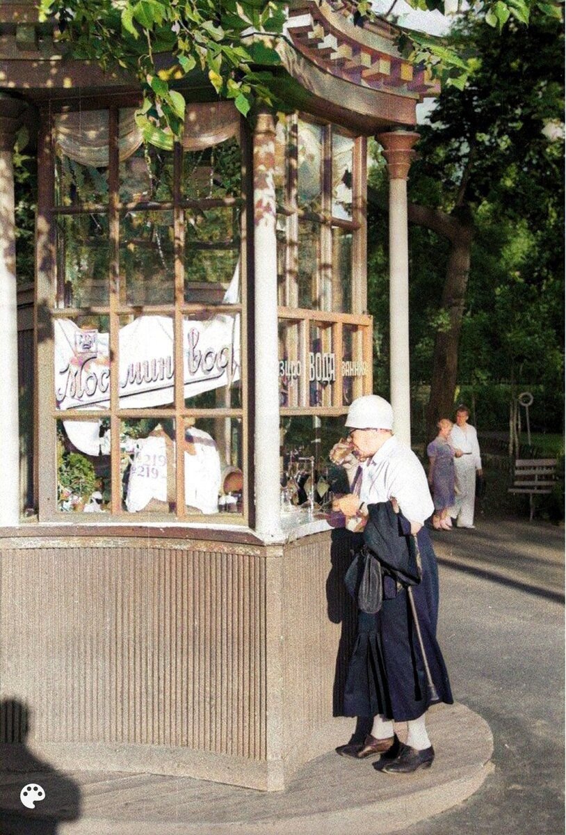 в парке горького старые