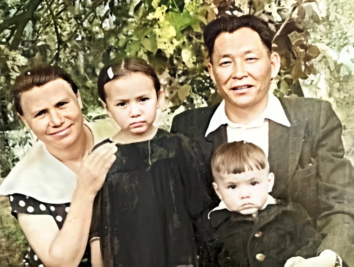 Семья шойгу сергея кужугетовича фото дети и жена