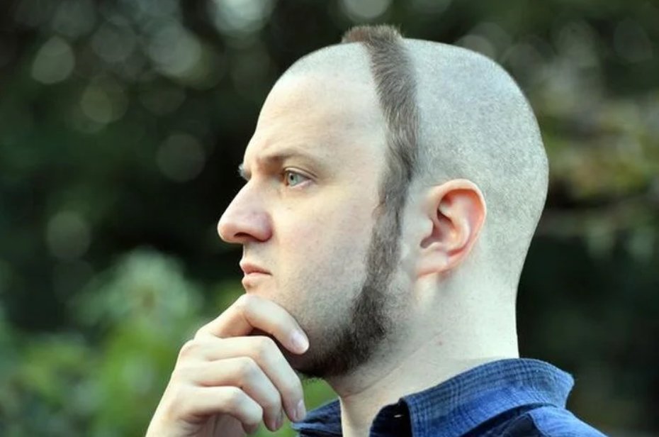 Фейд кроп стрижка. Стрижка 10 февраля 2024. 5 до 4. Стрижка фейд андеркат квифф. Стрижка 10 февраля 2024.