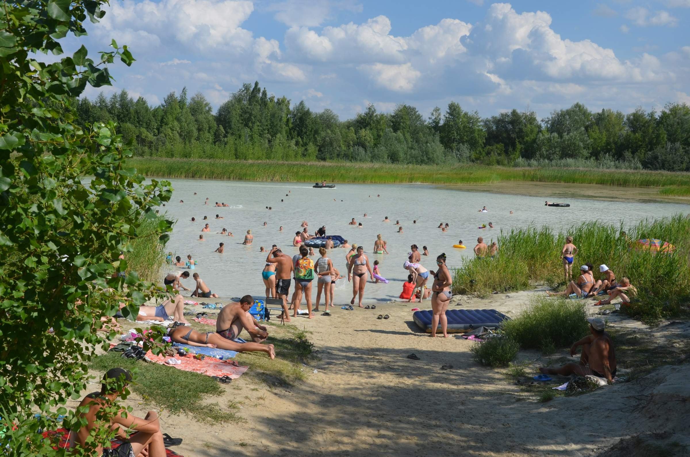 озеро купание