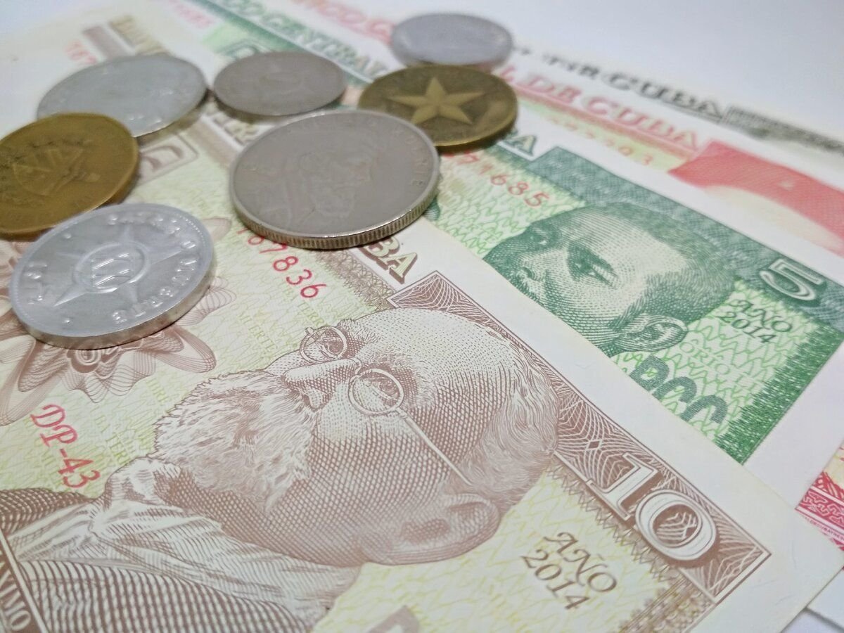 Экспорт денежные