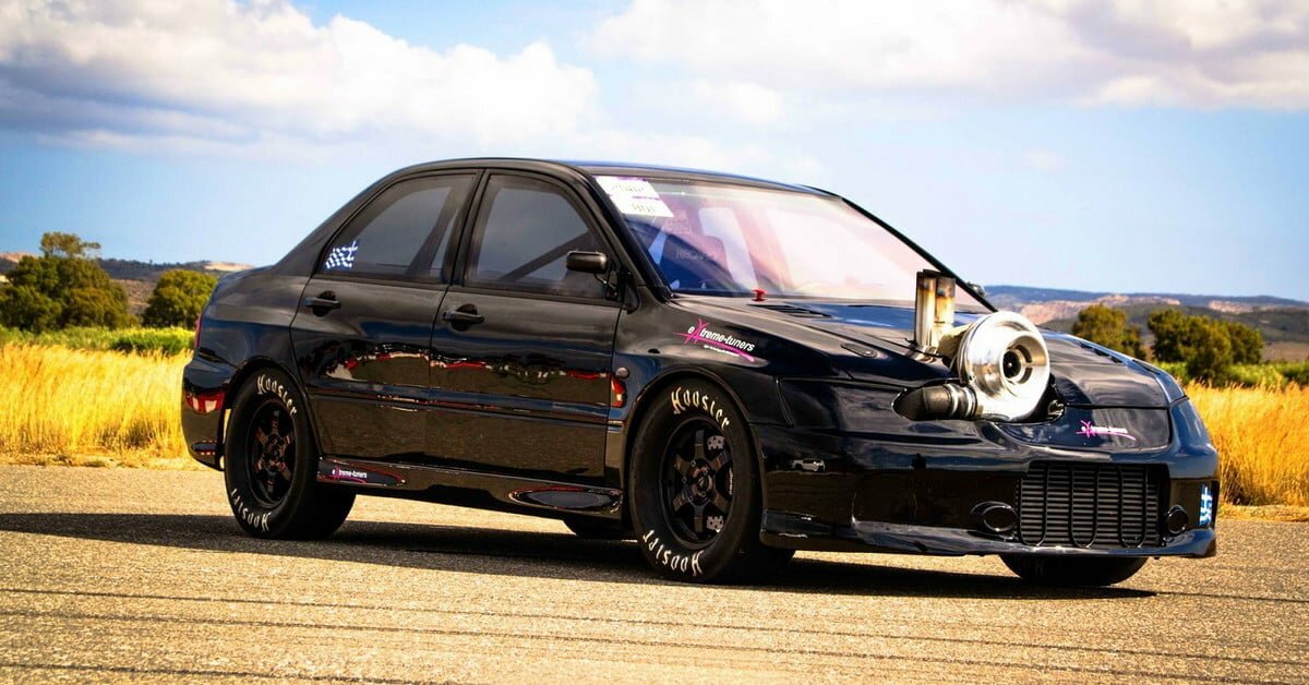 Мицубиси самая самая. Mitsubishi Lancer Evolution 2000 л.с. Мицубиси Лансер Эволюшн 9. Mitsubishi Lancer Evolution 8.