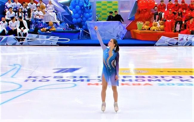 Кубок первого канала по фигурному катанию 2022 красная машина. Фигурное катание кубок первого канала 2022. Кубок первого канала по фигурному катанию 2022. Кубок первого канала по фигурному катанию 2023. Кубок 1 канала фигурное катание.