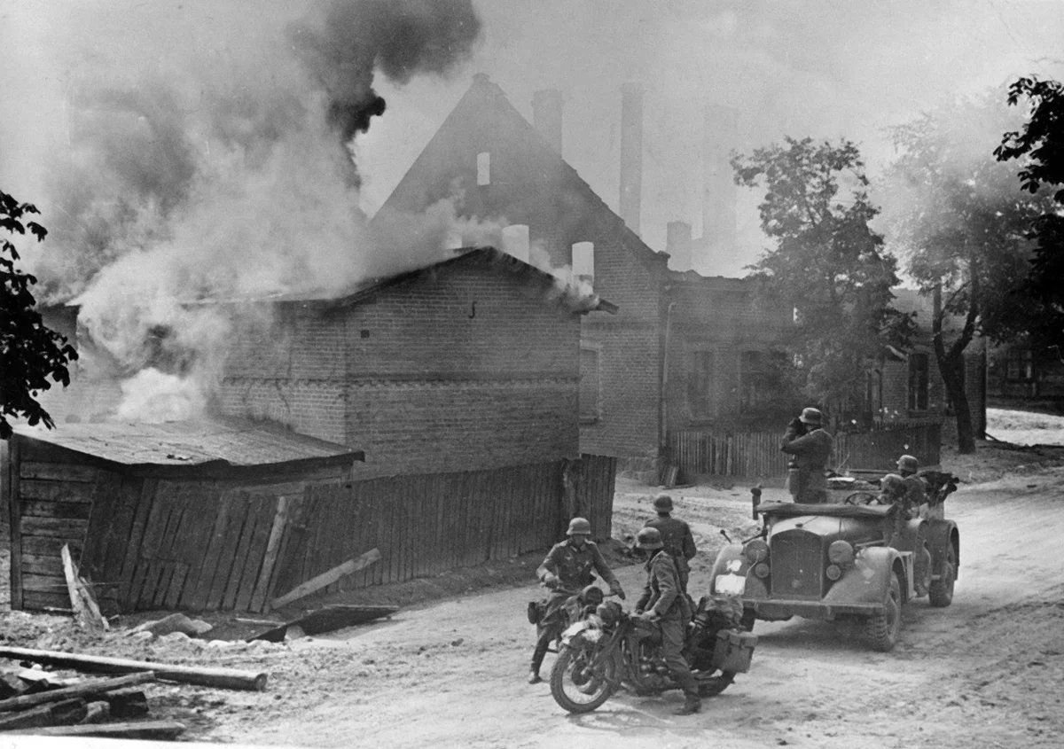 Оккупация 1939. Оккупированная Польша 1939. Вторая мировая война Польша 1939. Захват Польши 1939. Вторжение немцев в Польшу 1939.