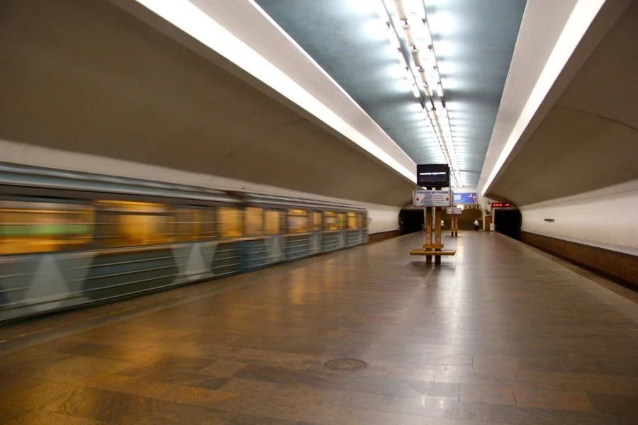 Станция метро подбельского