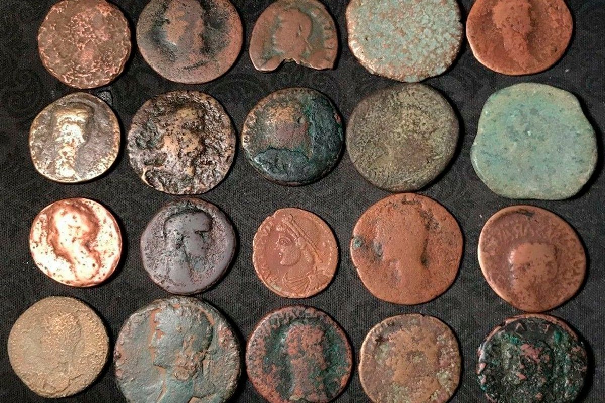 Деньги древних времен. Старинные монеты. Древние деньги. Самые древние монеты. Первые древние монеты.