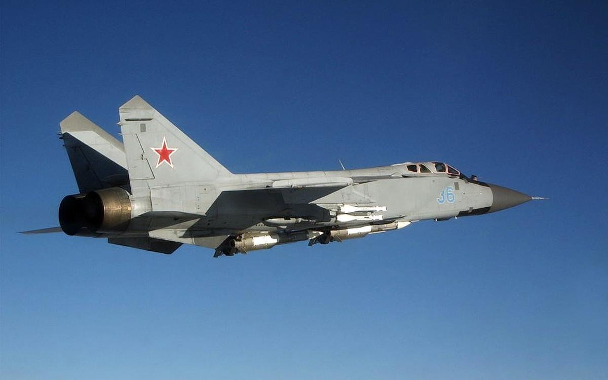 Миг 25 фото крупным планом